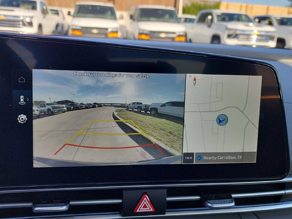 Used 2024 Hyundai Elantra SEL FWD image 17