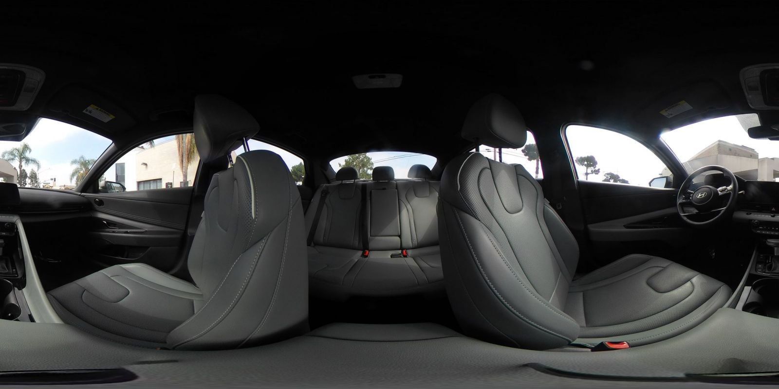 Used 2025 Hyundai Elantra Limited image 40