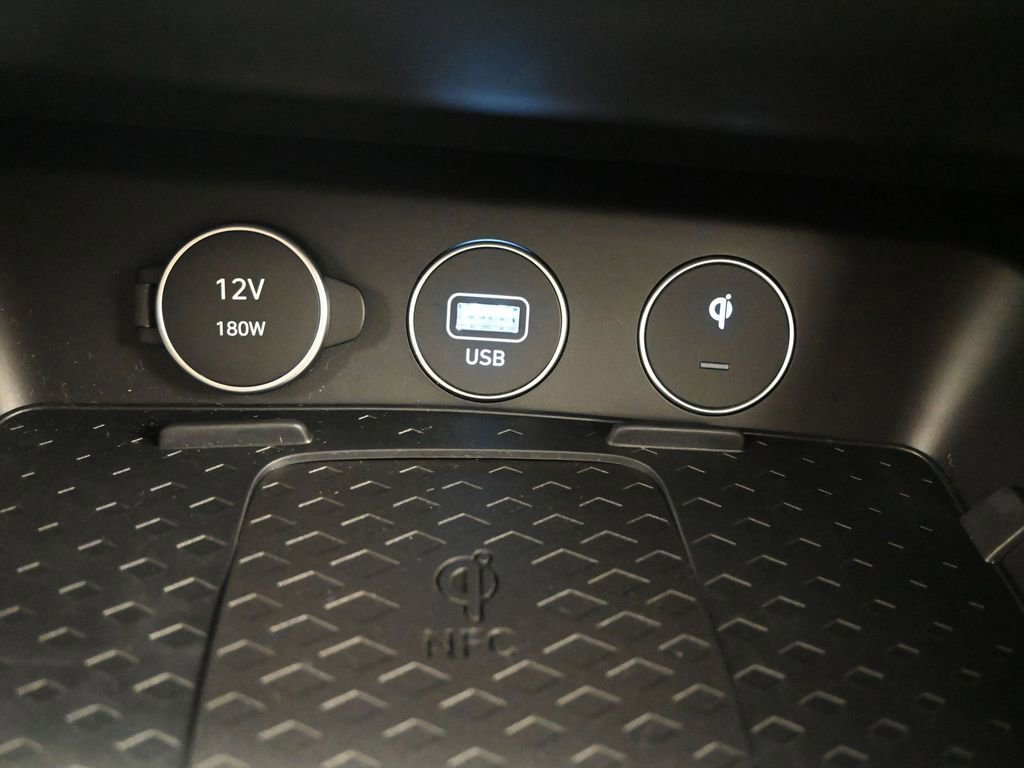 Used 2025 Genesis G70 3.3T Advanced w/ Sport Prestige Package image 34