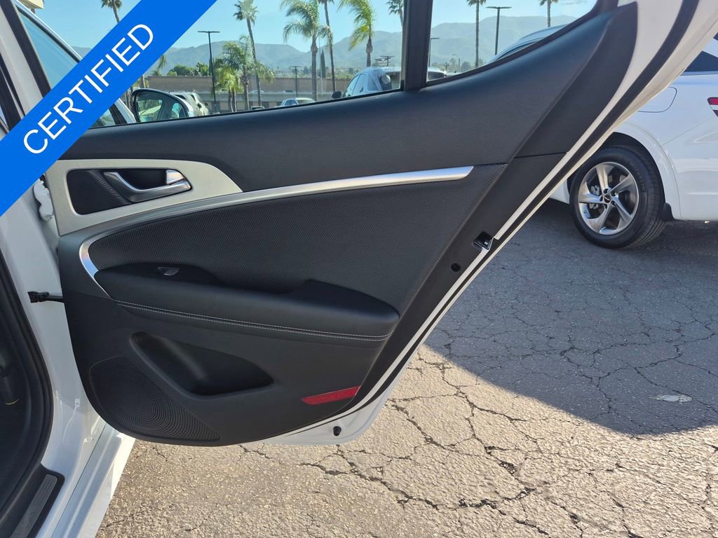 Used 2026 Genesis G70 2.5T Prestige image 32