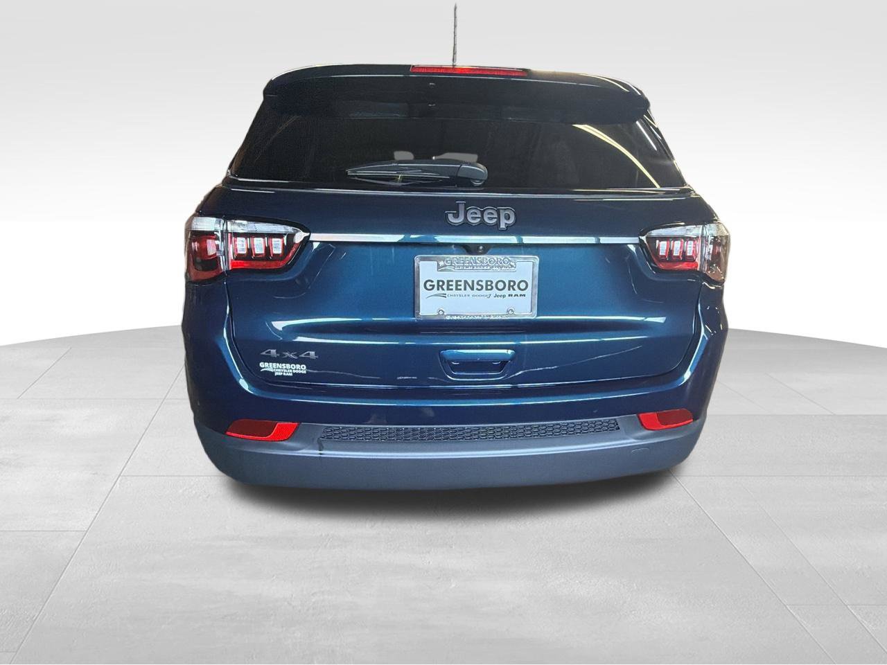New 2026 Jeep Compass Latitude AWD/4WD image 4