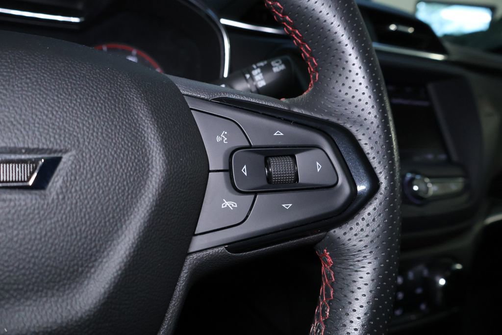 Used 2023 Chevrolet TrailBlazer RS image 22