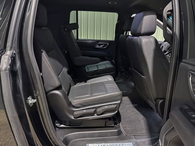 Used 2024 Chevrolet Suburban RST w/ Luxury Package image 29
