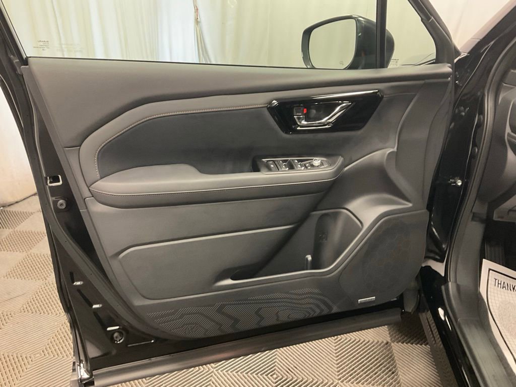 New 2026 Subaru Forester Sport AWD/4WD image 9