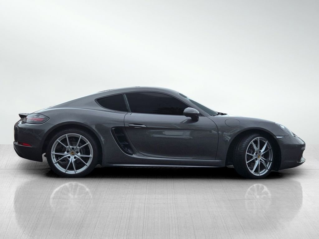 Used 2018 Porsche 718 Cayman image 3
