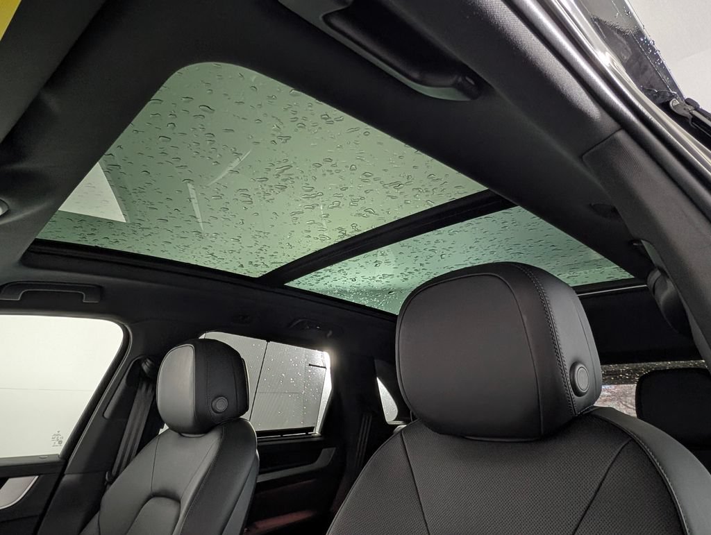 New 2026 Porsche Cayenne image 30