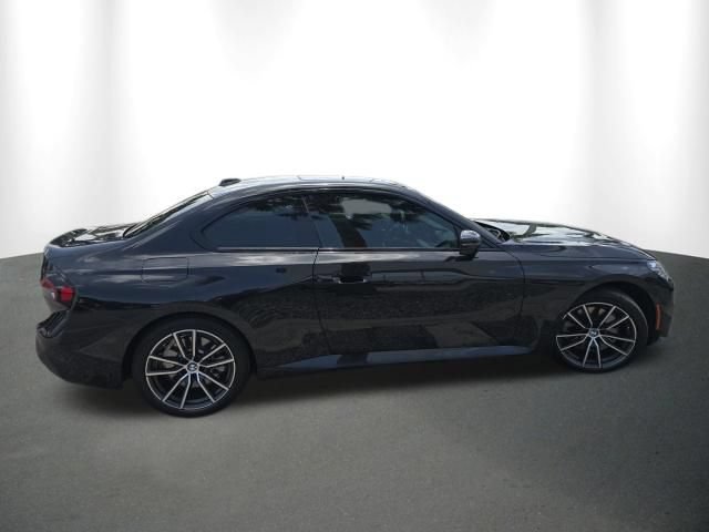Used 2025 BMW 230i Coupe RWD image 7