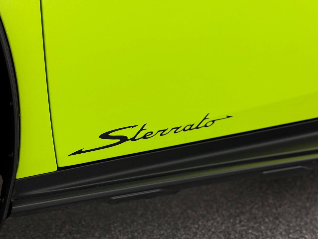 Used 2023 Lamborghini Huracan Sterrato image 49