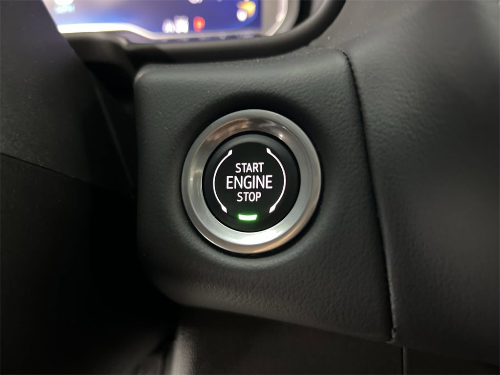 Used 2024 Chevrolet Tahoe Premier image 15