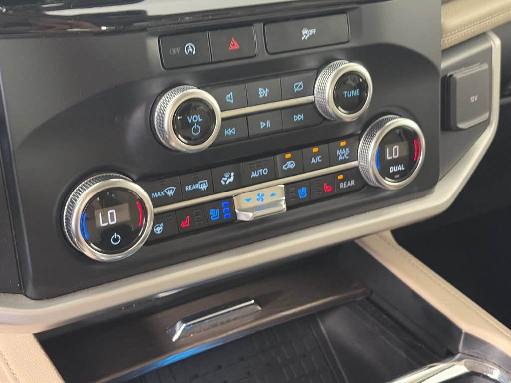 Used 2024 Ford Expedition Max Limited AWD/4WD image 21