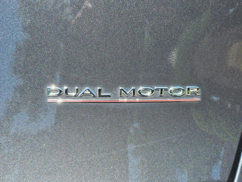 Used 2023 Tesla Model Y Performance AWD/4WD image 27