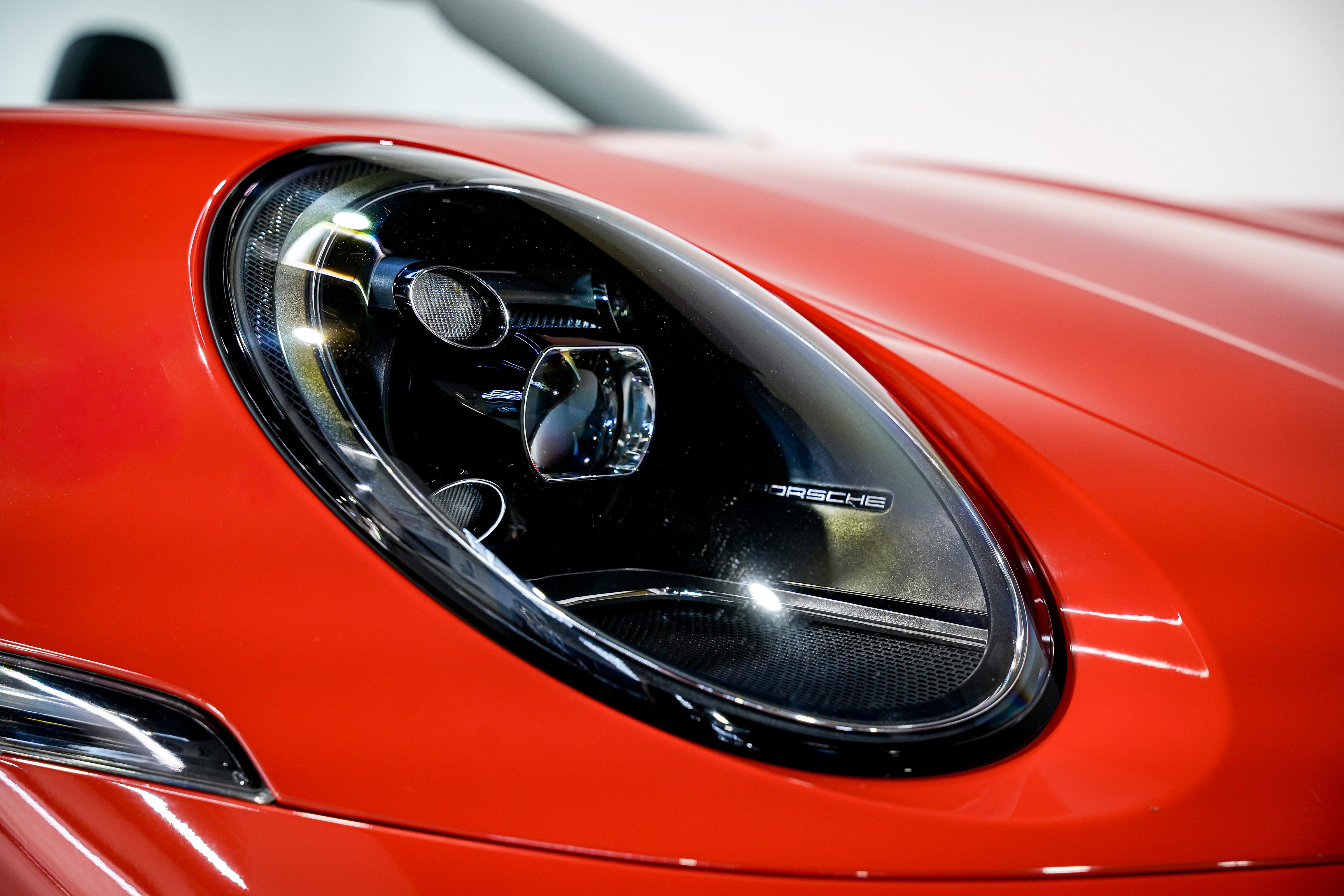 Used 2022 Porsche 911 Carrera image 47