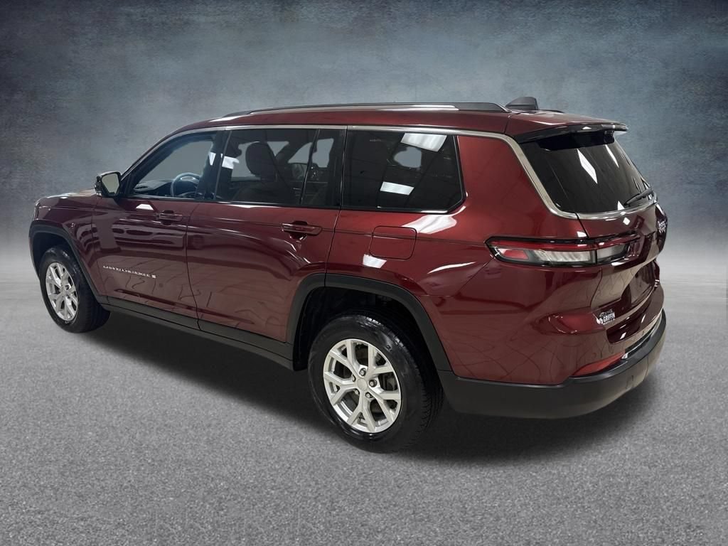 Used 2023 Jeep Grand Cherokee L Limited AWD/4WD image 4