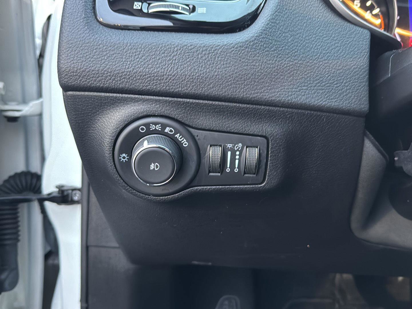 Used 2021 Jeep Compass Latitude image 21