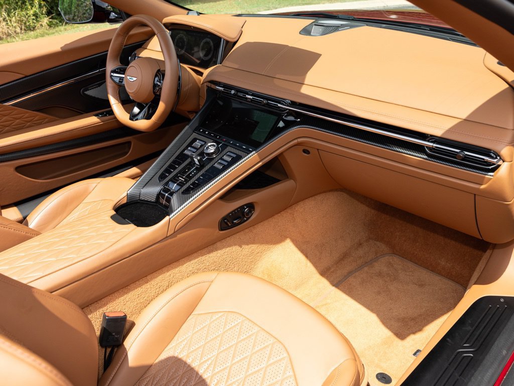 Used 2025 Aston Martin DB12 Convertible RWD image 49