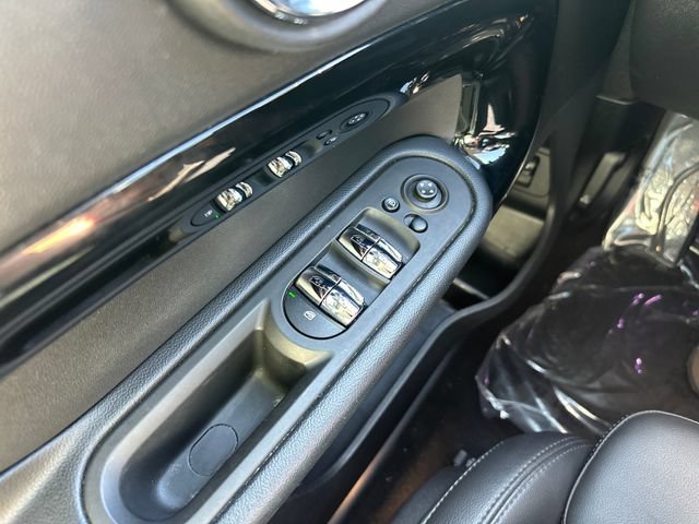 Used 2019 MINI Cooper Countryman S w/ Premium Package FWD image 19