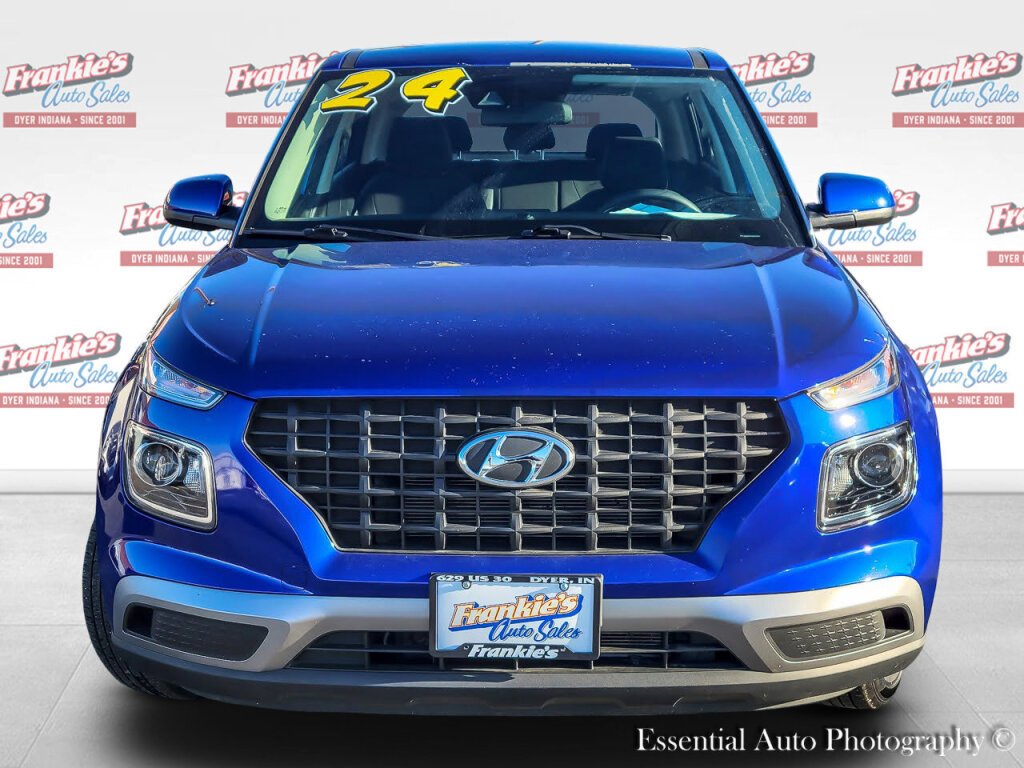Used 2021 Hyundai Venue SE image 4