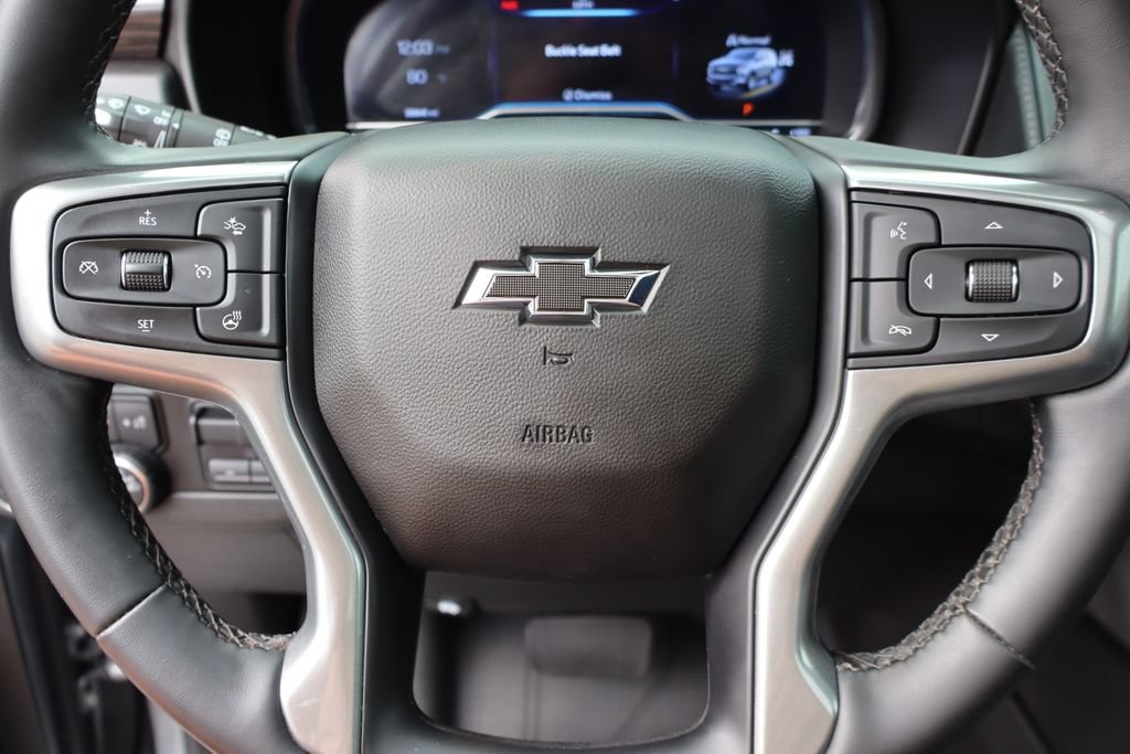 Used 2023 Chevrolet Tahoe Z71 w/ Z71 Off-Road Package AWD/4WD image 14