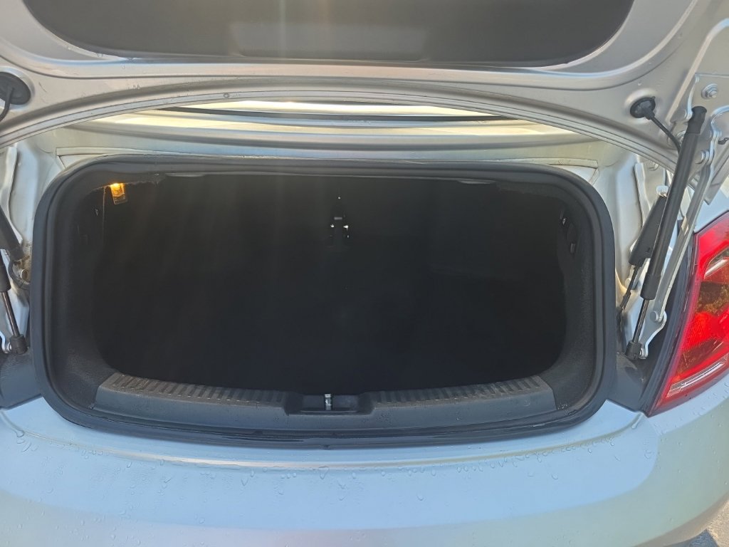 Used 2014 Volkswagen Beetle 2.5 FWD image 21