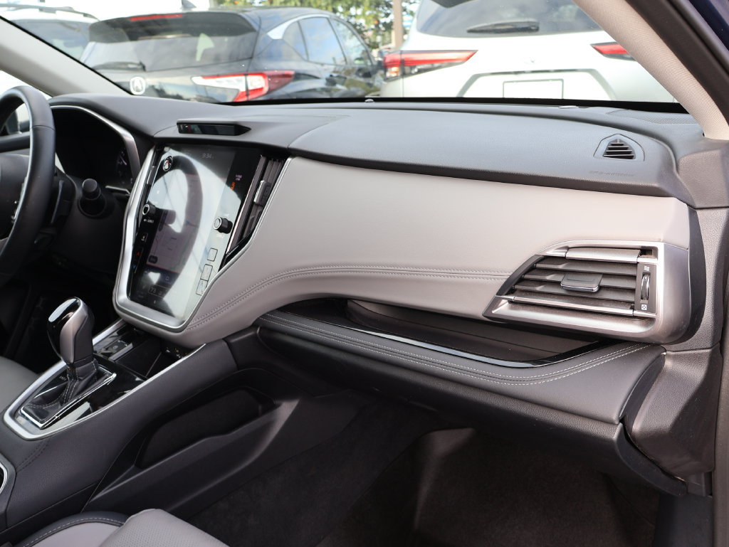 Used 2022 Subaru Outback Limited AWD/4WD image 9