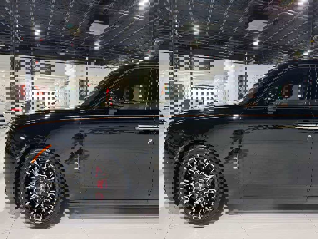 Used 2022 Rolls-Royce Ghost Black Badge image 52