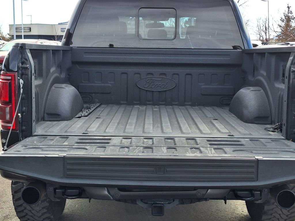 Used 2019 Ford F150 Raptor w/ Equipment Group 802A Luxury image 30