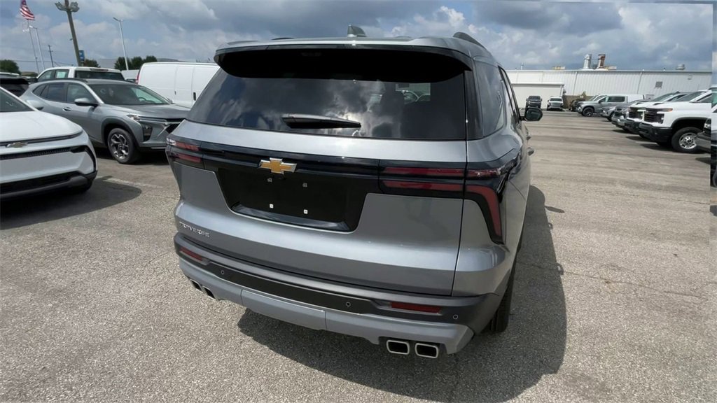 New 2026 Chevrolet Traverse LT w/ Sun and Wheel Package image 9
