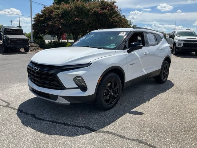 Used 2023 Chevrolet Blazer LT w/ Midnight/Sport Edition FWD image 1