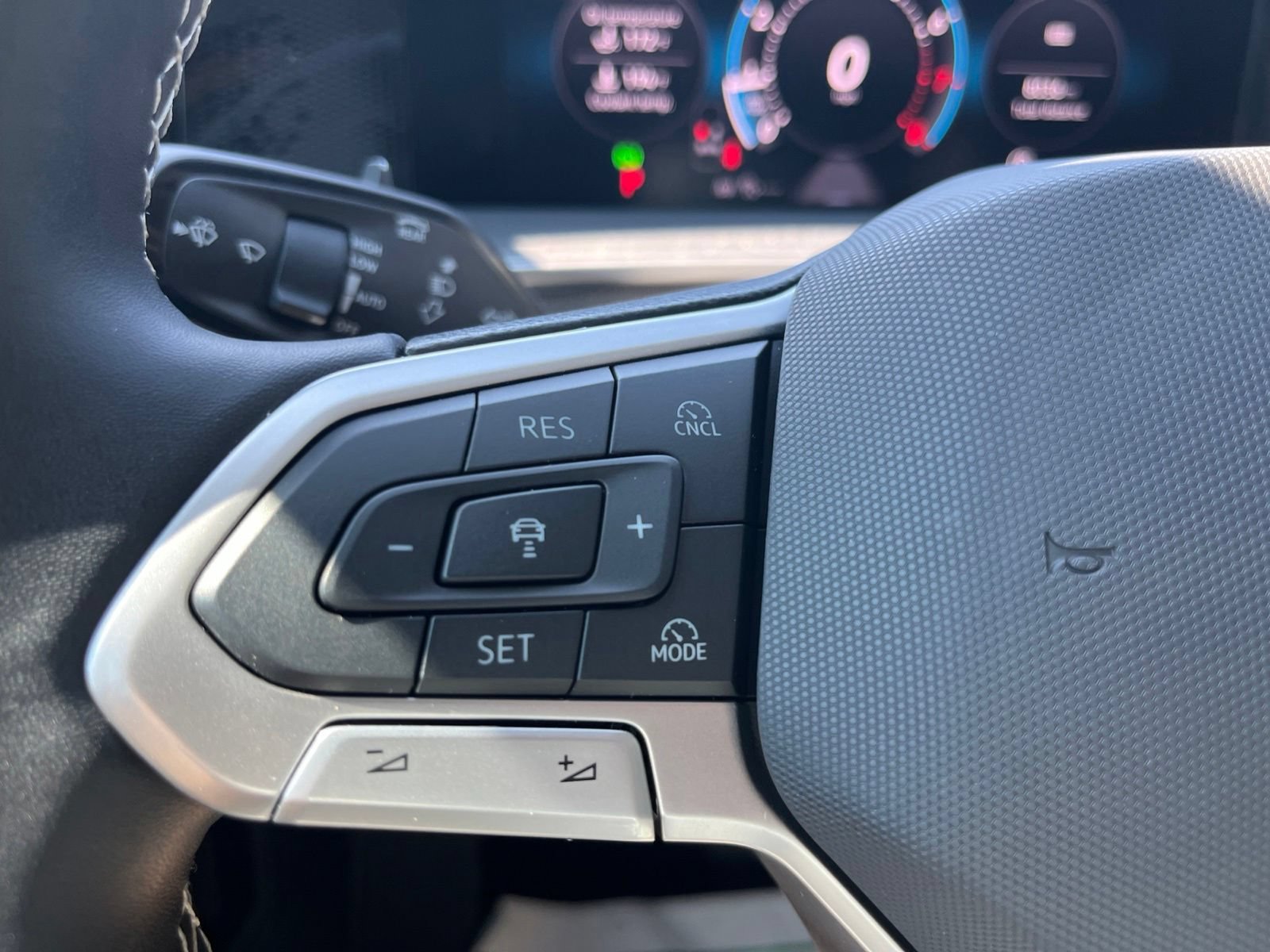 Certified 2026 Volkswagen Tiguan S FWD image 15