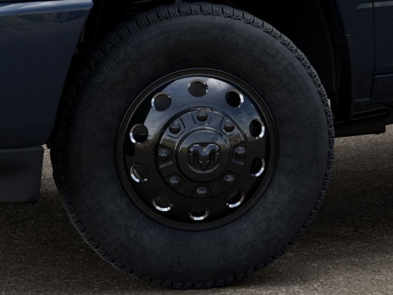 New 2026 RAM 3500 Big Horn AWD/4WD image 8