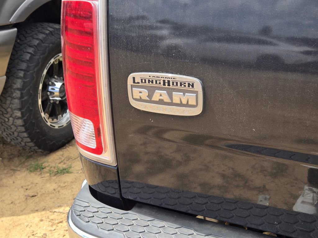 Used 2014 RAM 1500 Laramie image 8