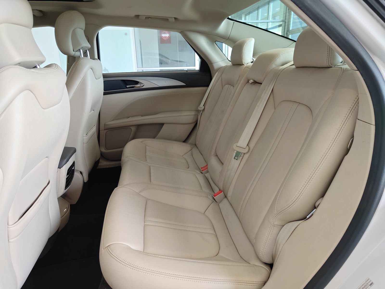 Used 2017 Lincoln MKZ Select w/ Select Plus Package FWD image 11
