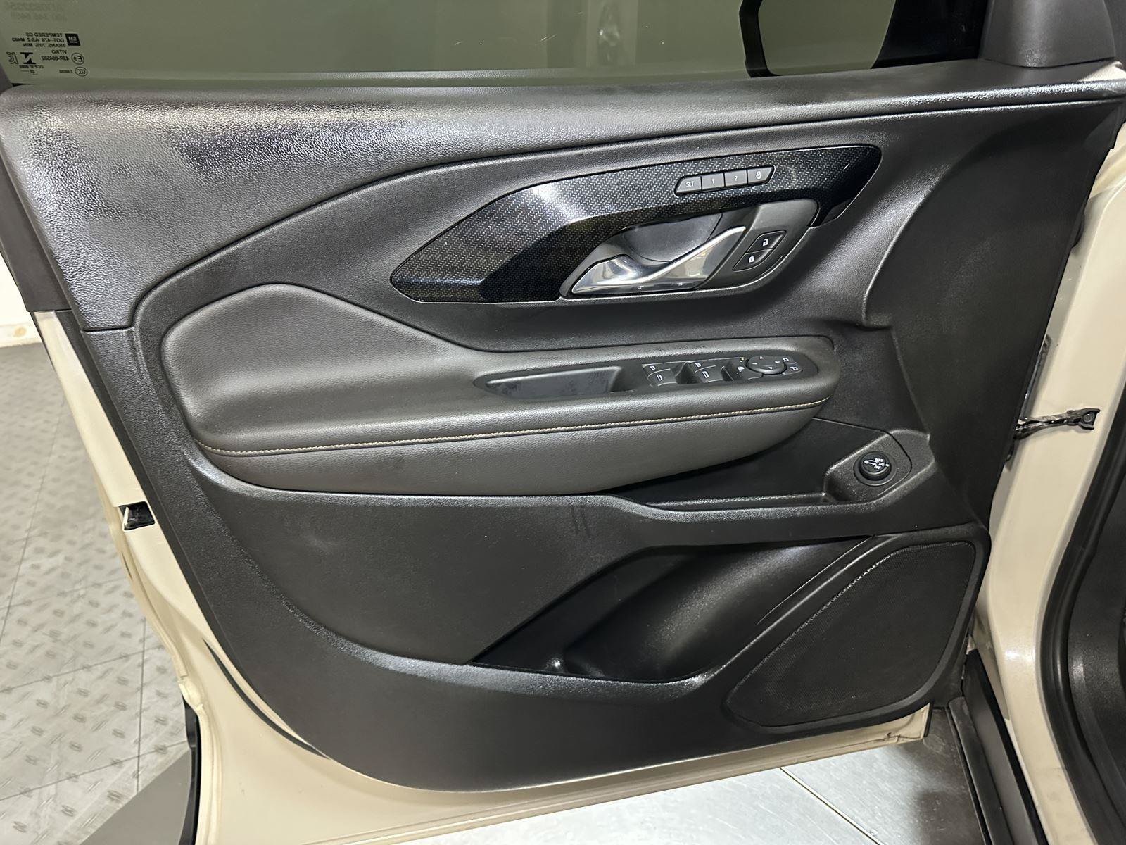 Used 2023 GMC Terrain AT4 AWD/4WD image 20