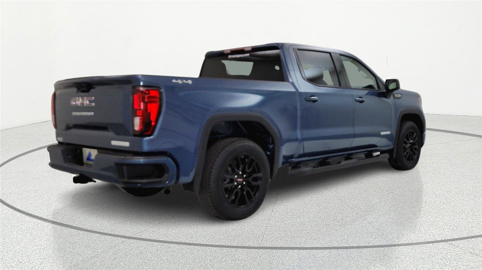 New 2026 GMC Sierra 1500 Elevation image 3