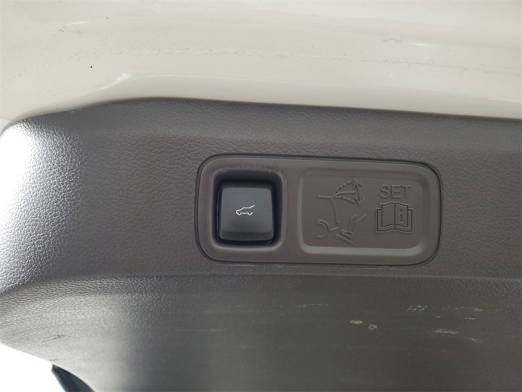 Certified 2022 Lincoln Navigator Reserve image 7