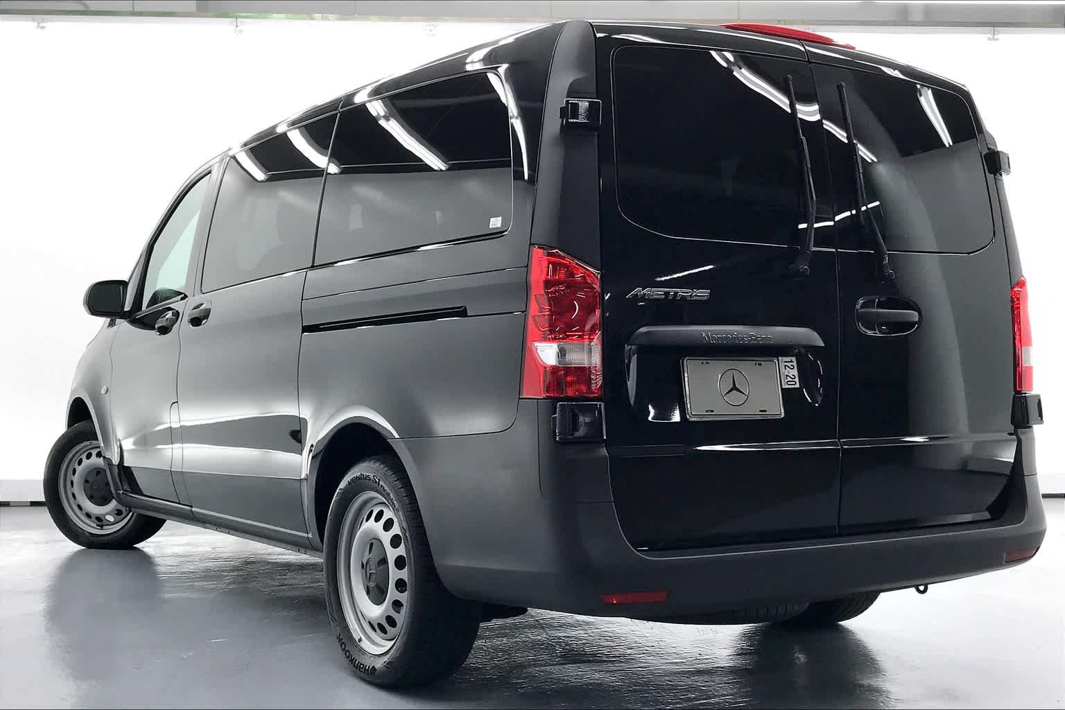 Used 2019 Mercedes-Benz Metris Passenger image 10