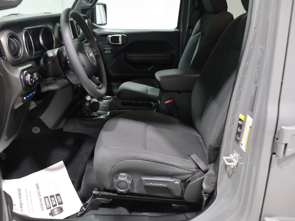 Used 2023 Jeep Wrangler Unlimited w/ Cold Weather Group AWD/4WD image 11