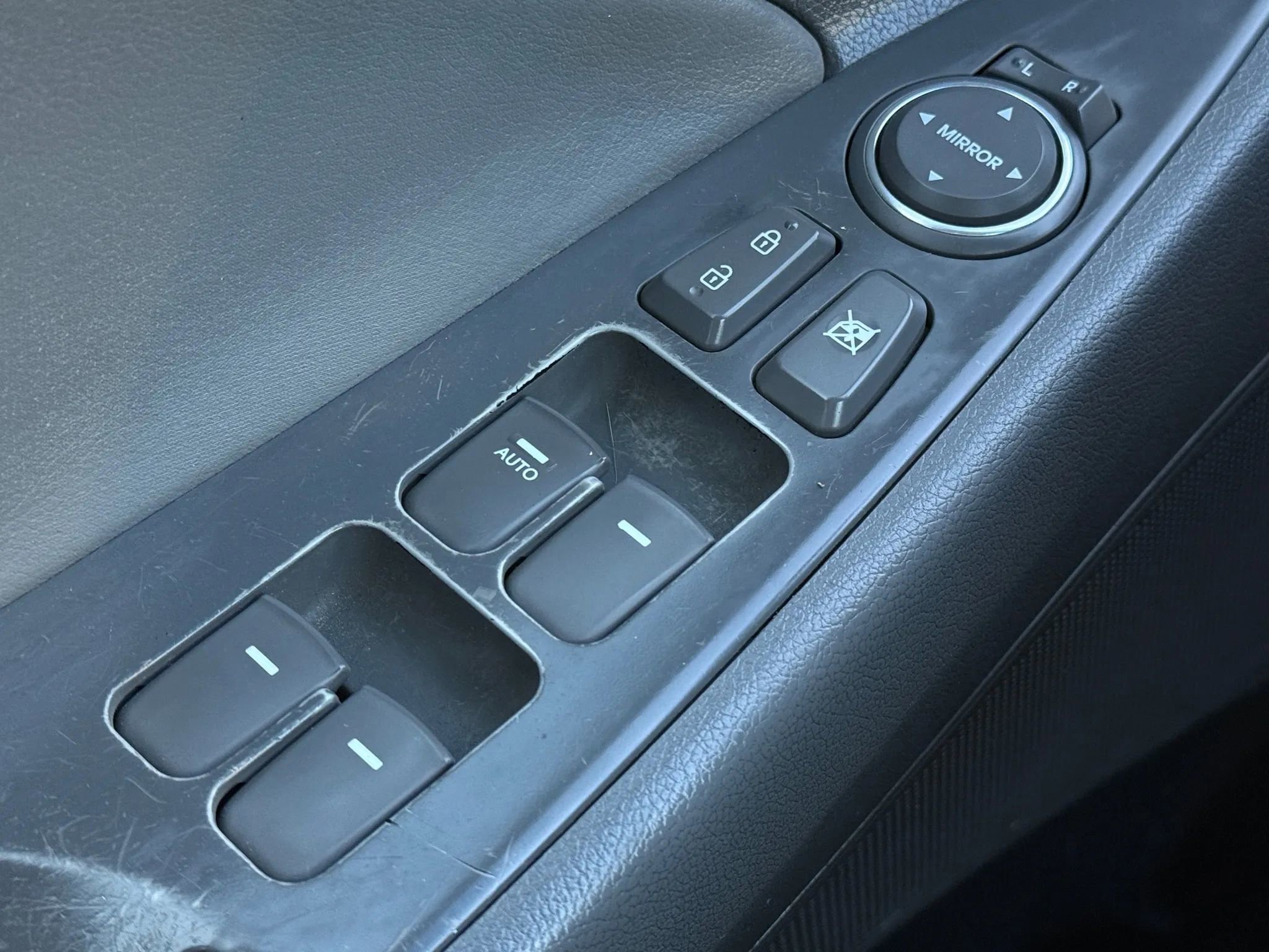 Used 2013 Hyundai Sonata SE image 23