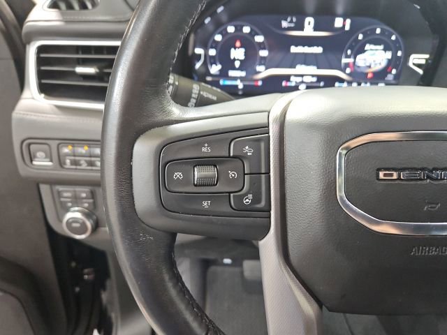 Used 2022 GMC Yukon XL Denali image 11