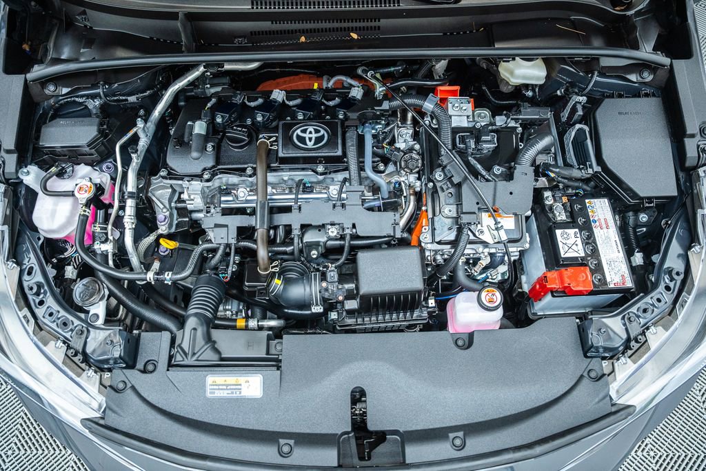 Certified 2025 Toyota Corolla LE image 18