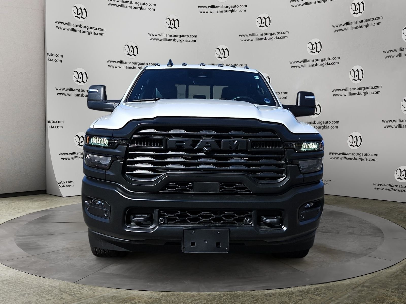 New 2026 RAM 2500 Tradesman AWD/4WD image 8