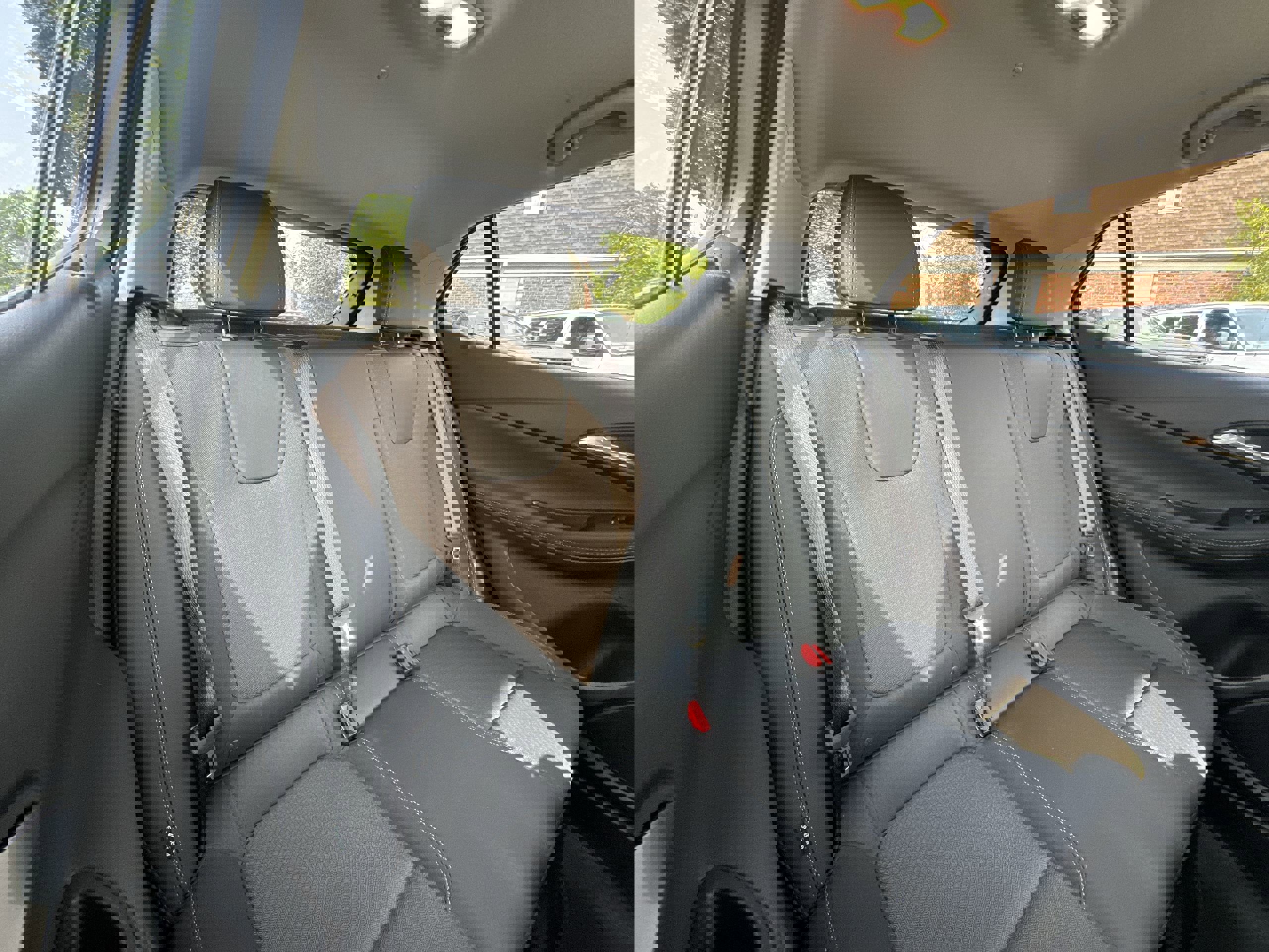 Used 2023 Buick Encore GX Preferred w/ Cold Weather Comfort Package image 28