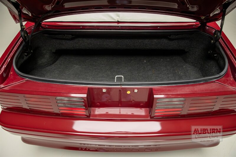 Used 1989 Ford Mustang GT RWD image 14