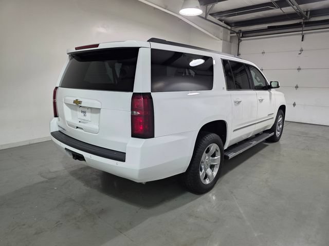 Used 2018 Chevrolet Suburban LT w/ LT Signature Package AWD/4WD image 7