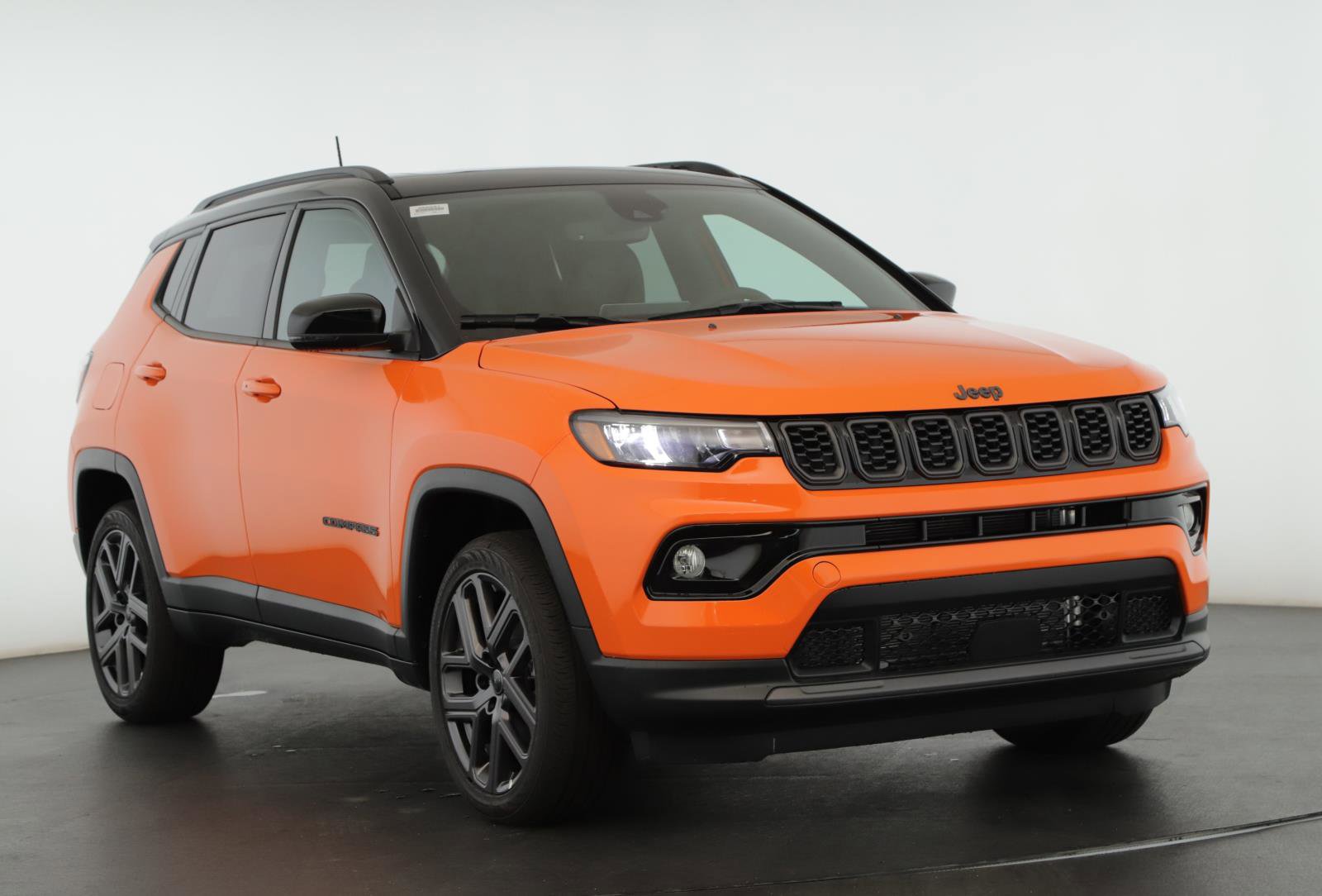 New 2026 Jeep Compass Limited w/ Sun, Sound & Navigation Group