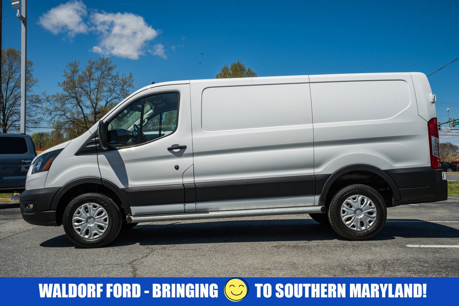 Used 2024 Ford Transit 250 Low Roof w/ Exterior Upgrade Package image 4