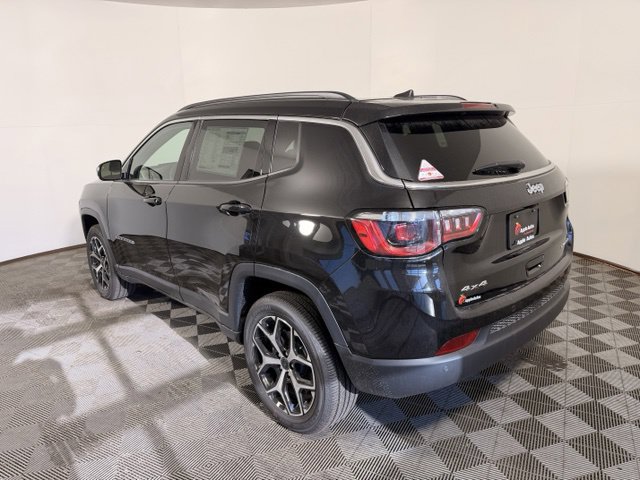 New 2026 Jeep Compass Limited AWD/4WD image 5