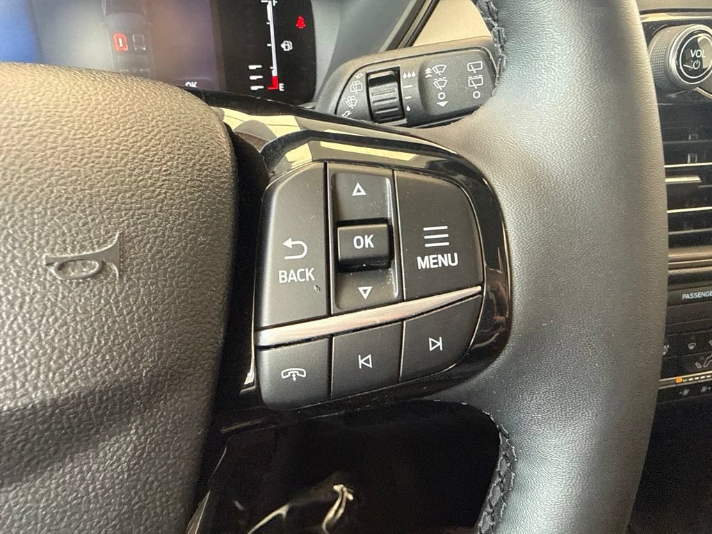 Used 2023 Ford Escape Active AWD/4WD image 18