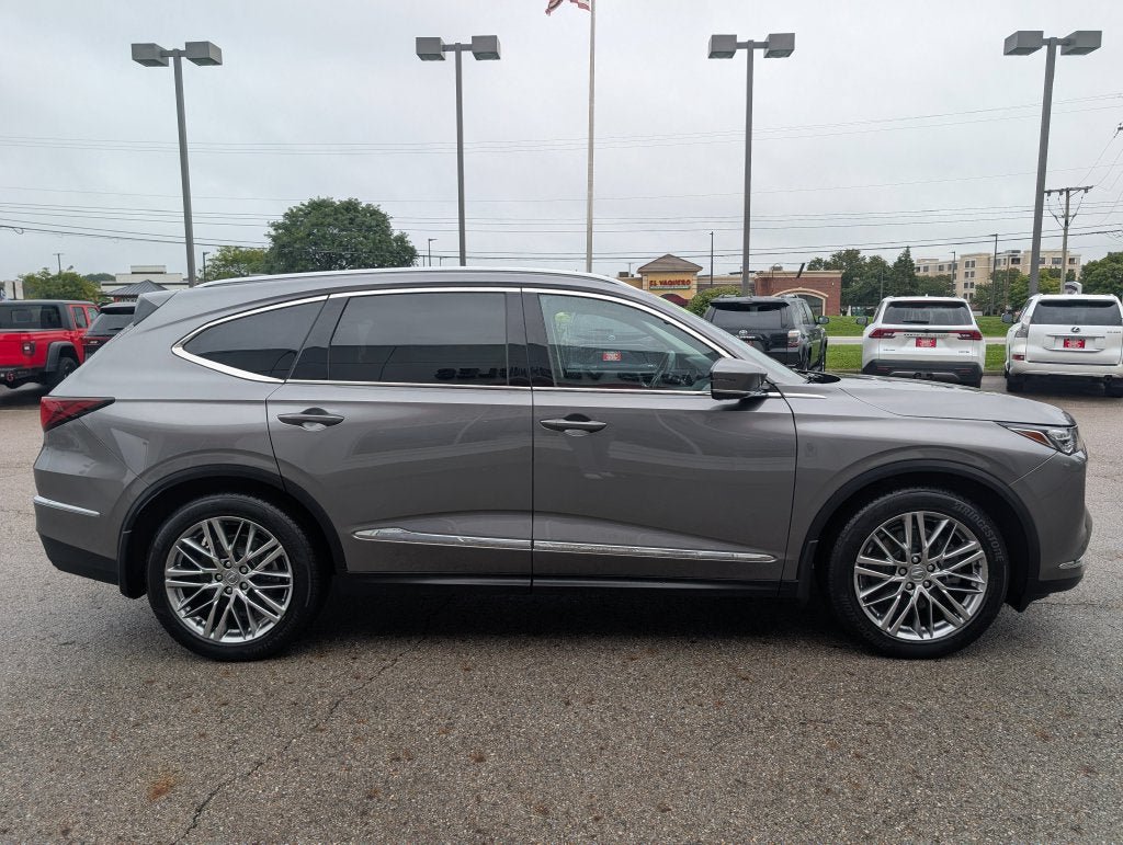 Used 2023 Acura MDX w/ Advance Package AWD/4WD image 8