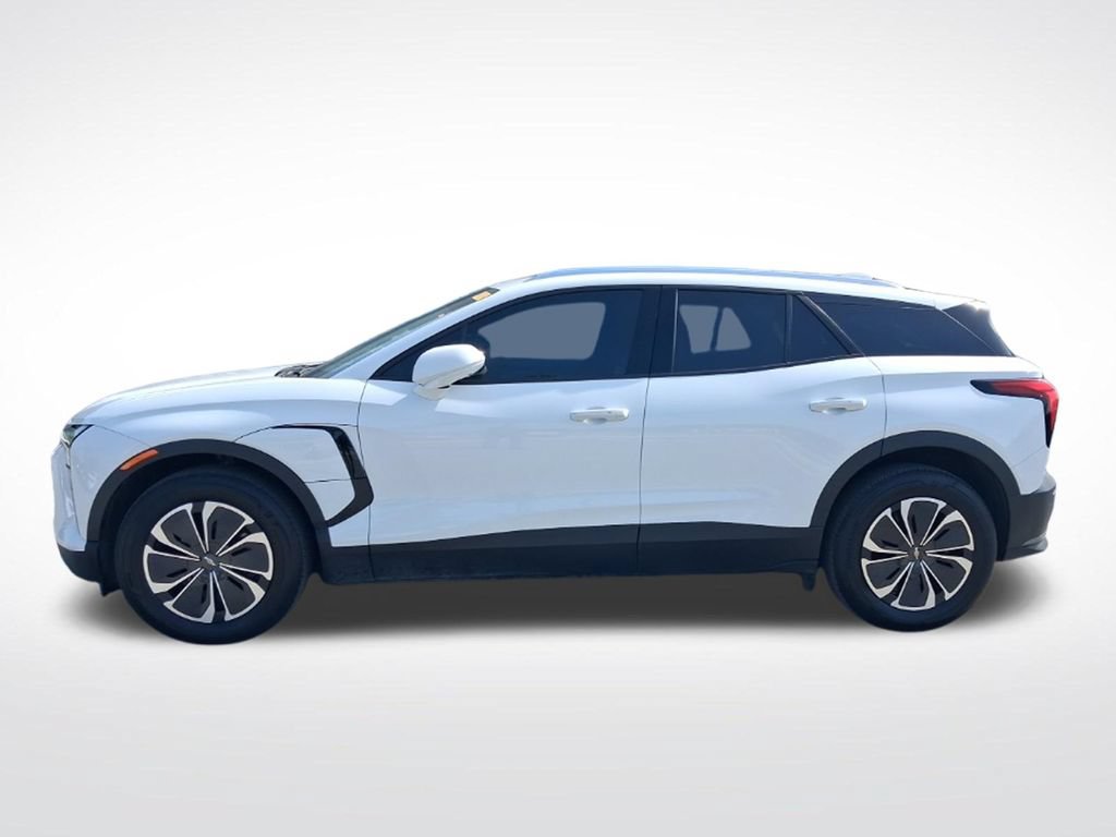 Used 2024 Chevrolet Blazer EV LT AWD/4WD image 11